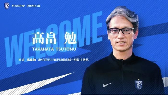 李亚林裹上工作服之后，便跟着叶辰一起，来到了隔壁的休息室。